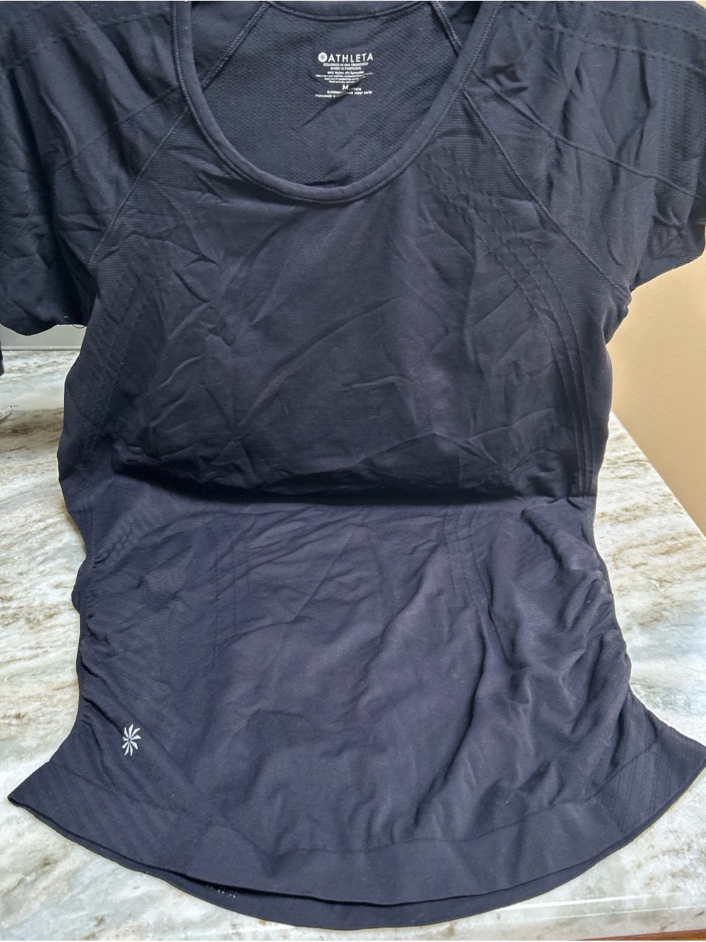 Athleta Foothill Seamless Tee sz  M Black $54 Grip Waist   Run Gym Yoga
